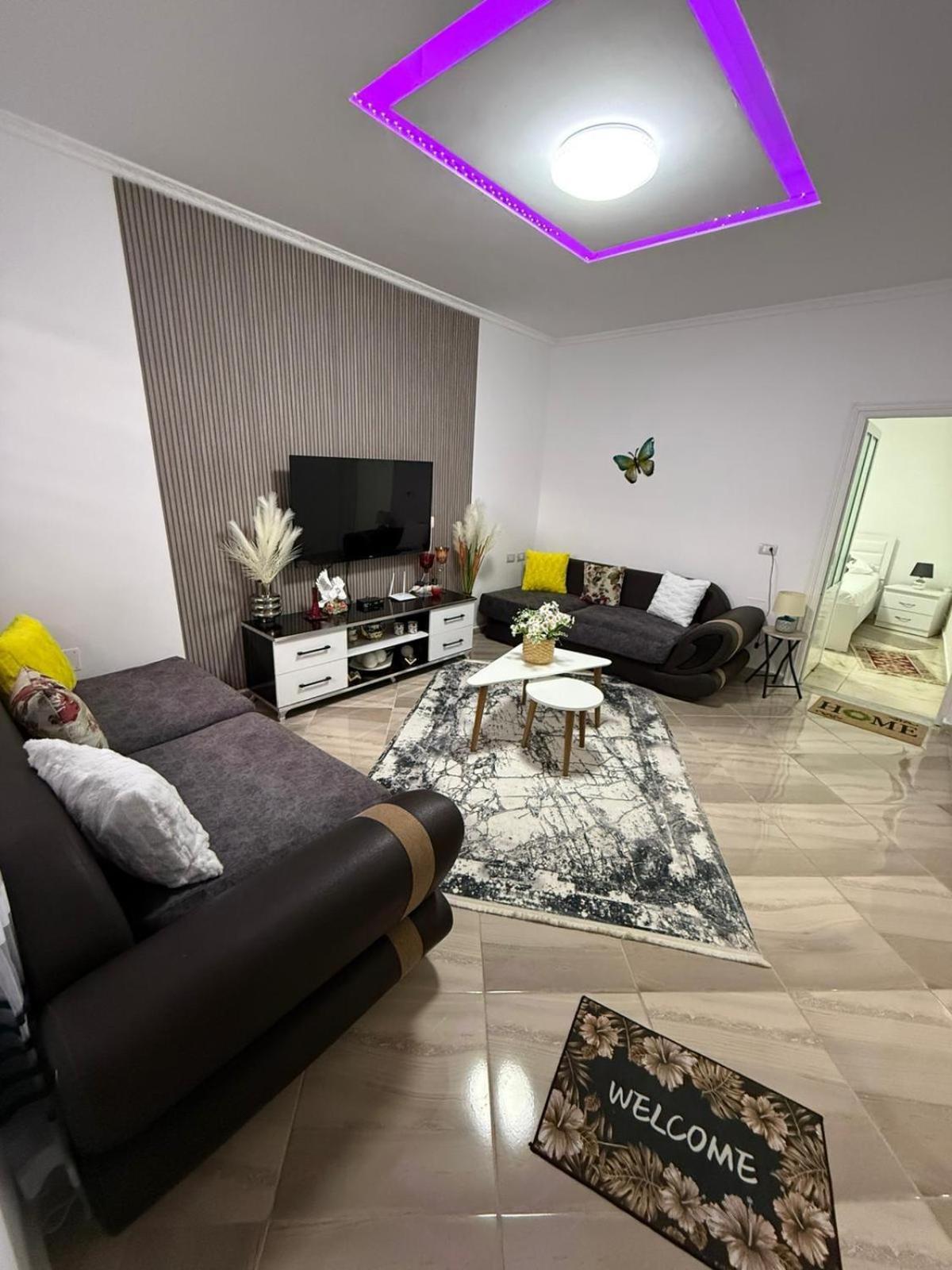 Guesthouse Albi Berat Bagian luar foto